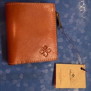 Patricia Nash wallet